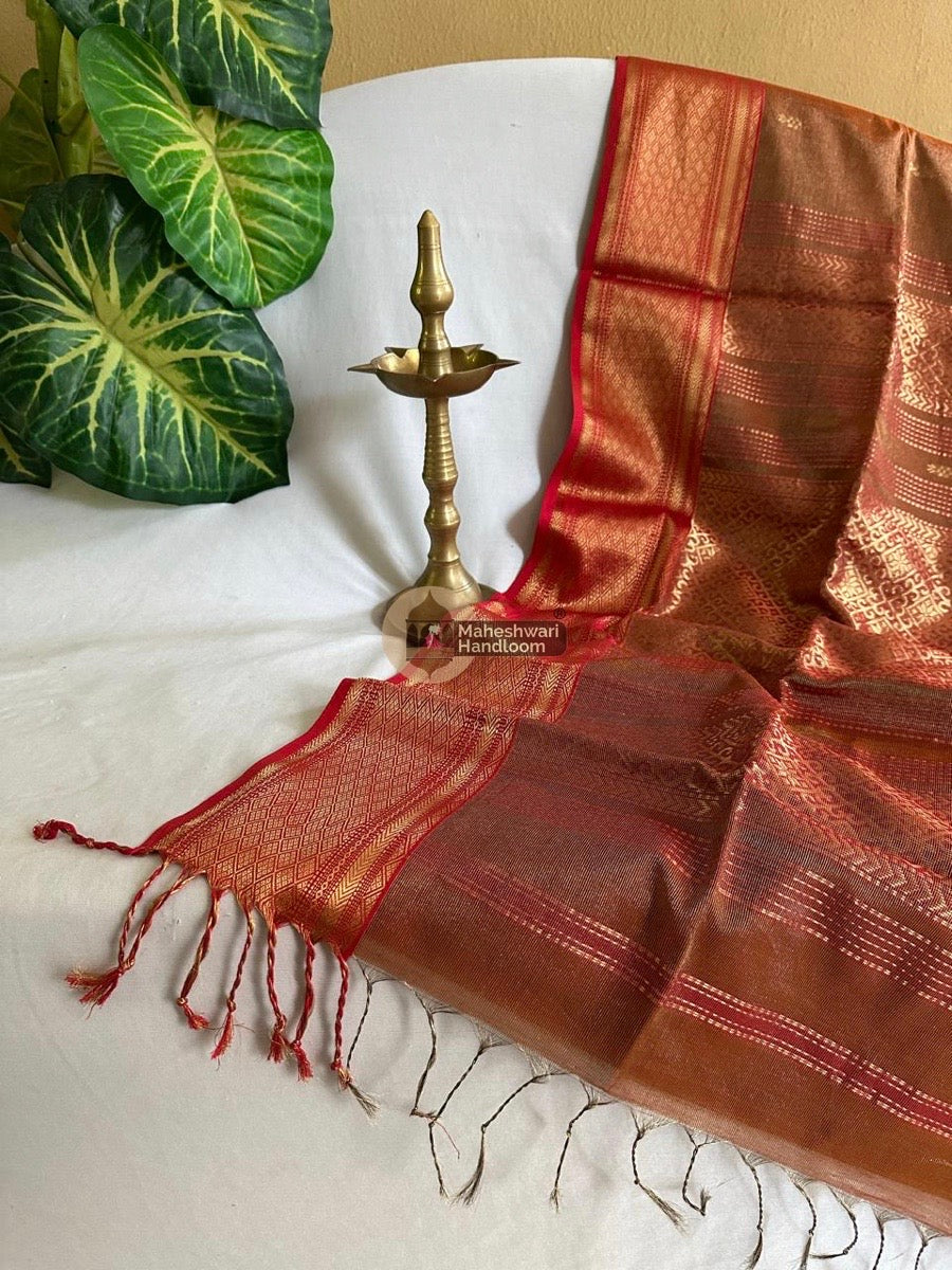 Maheshwari Rust Tissue Rich Pallu Saree 06