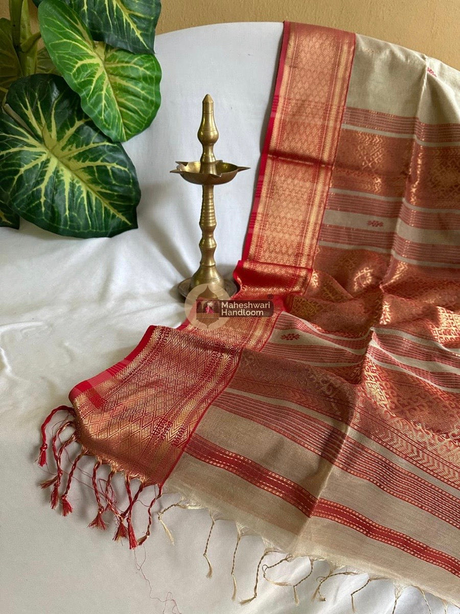 Maheshwari Beige Tissue Rich Pallu Saree 09
