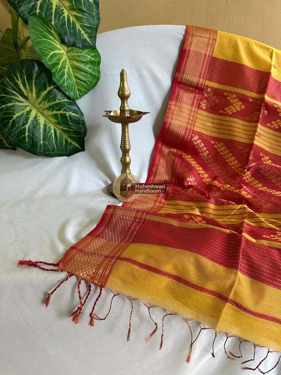 Maheshwari Yellow Tissue Rich Pallu Saree 021