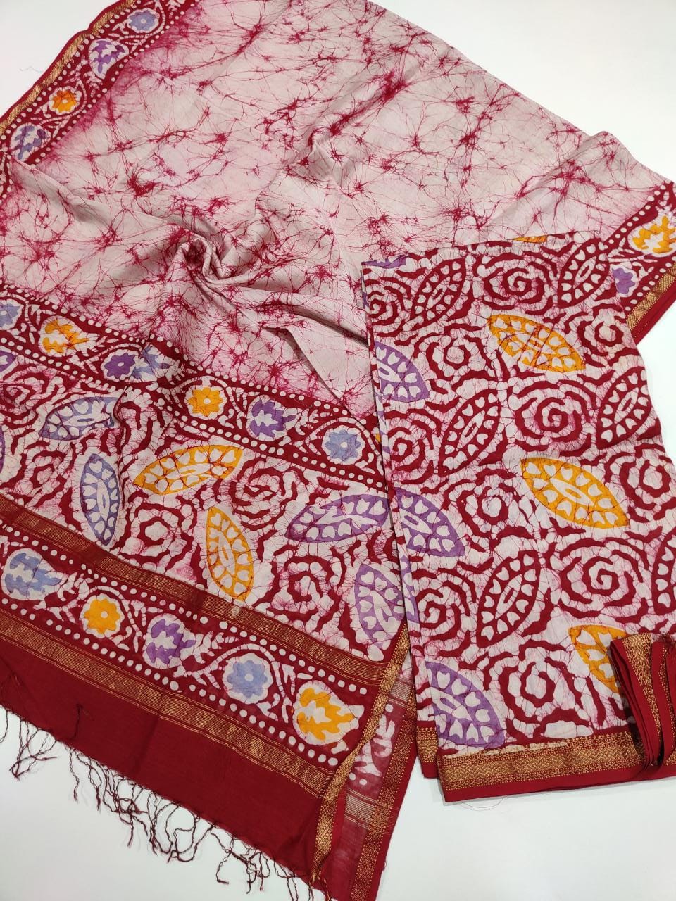 Pink Maheshwari Batik Print Suit
