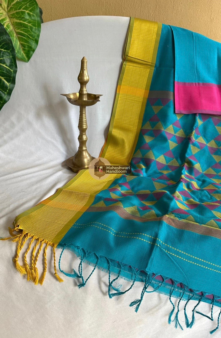 Maheshwari Light Blue Damru Pallu Saree