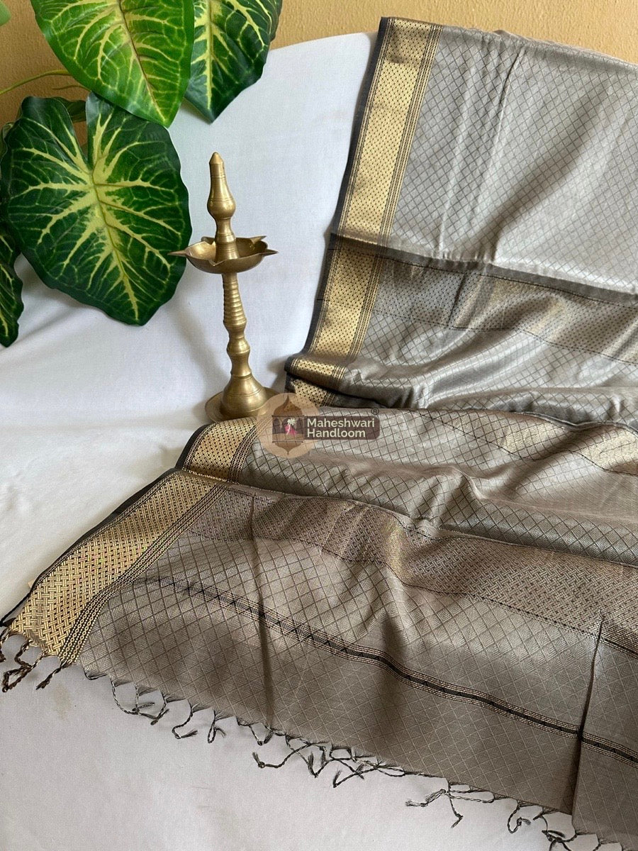 Maheshwari Grey 4 Pedal Tissue Silk Saree 