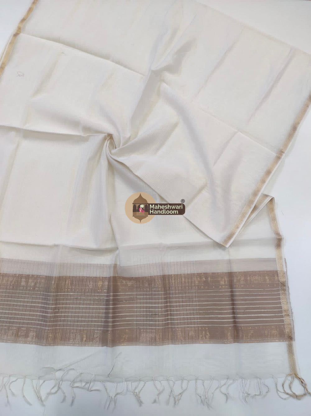Maheshwari White Silk Dupatta