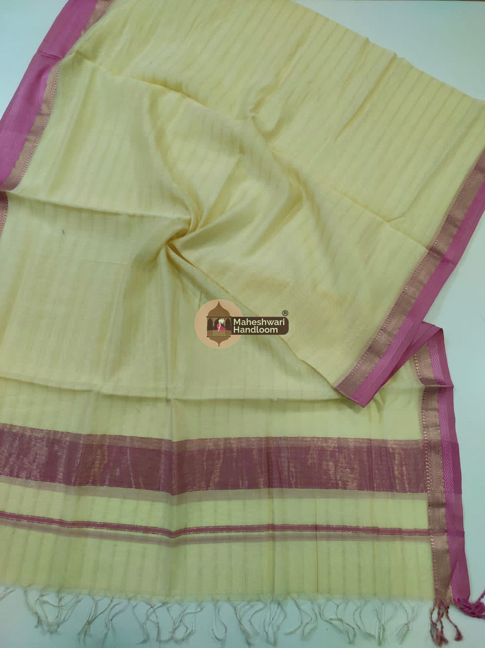 Maheshwari Pale Yellow Silk Dupatta