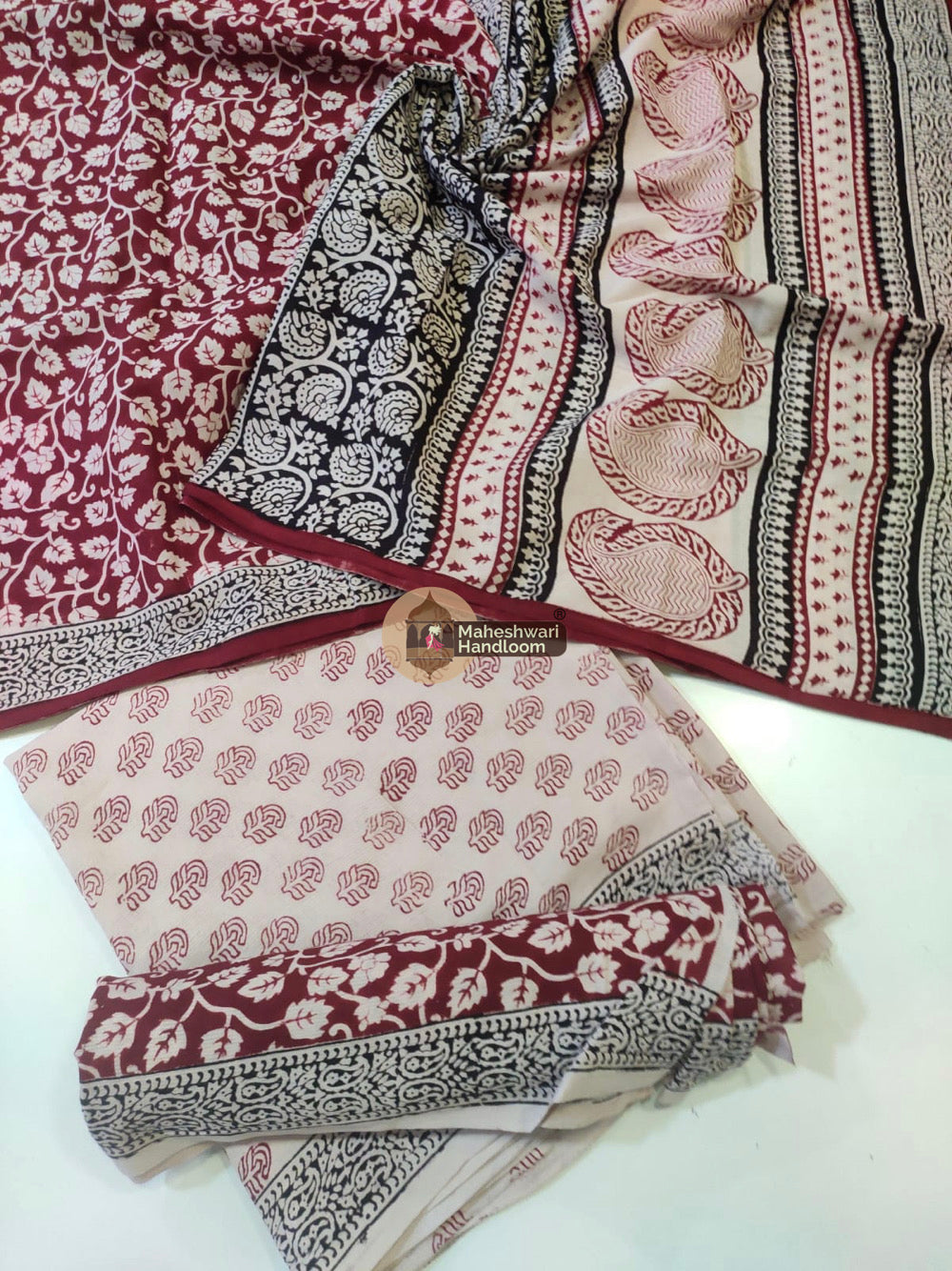 White Red Bagh Print Cotton Suit set