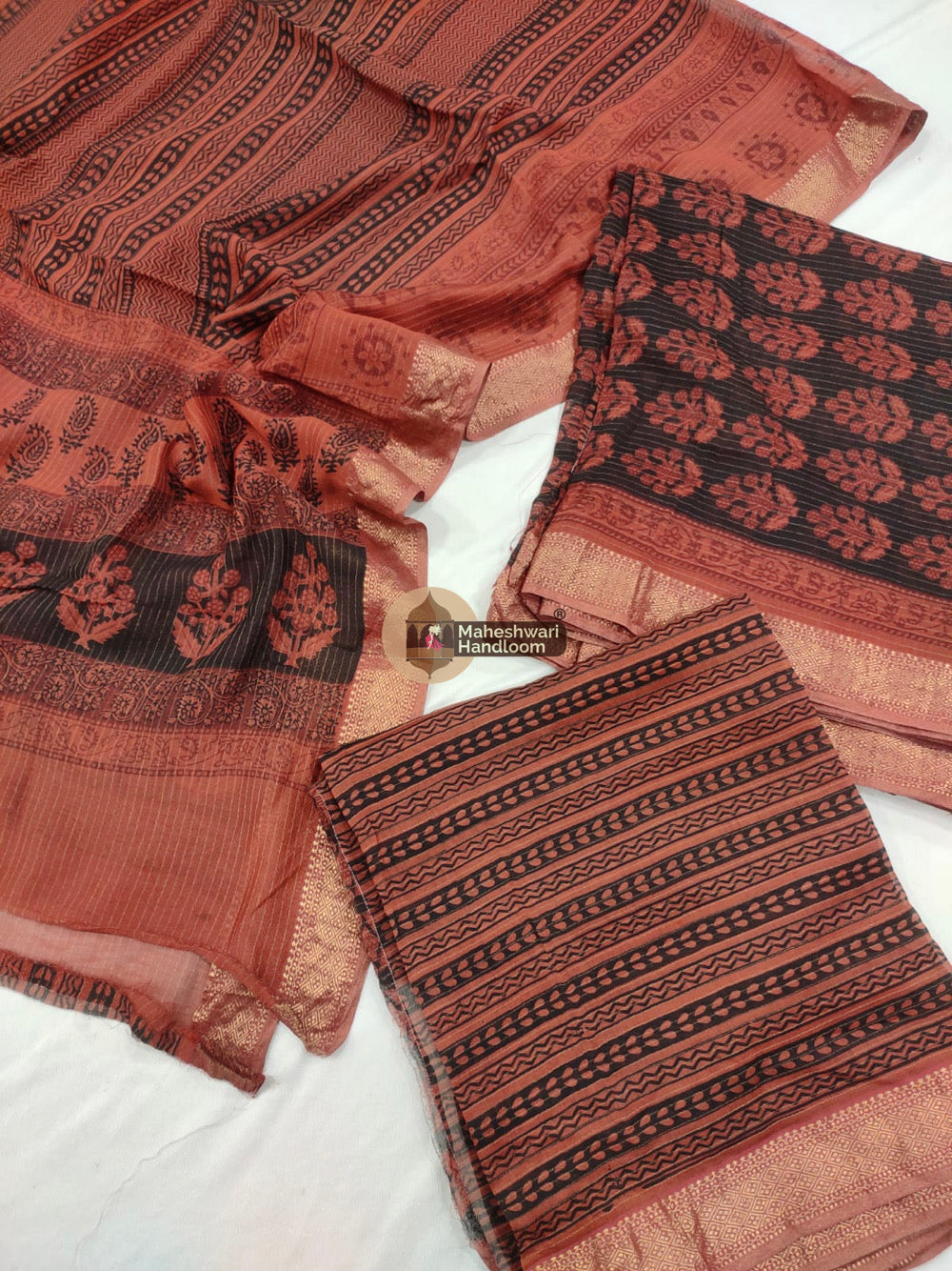 Red Black Maheshwari Bagh Print Suit set - 65