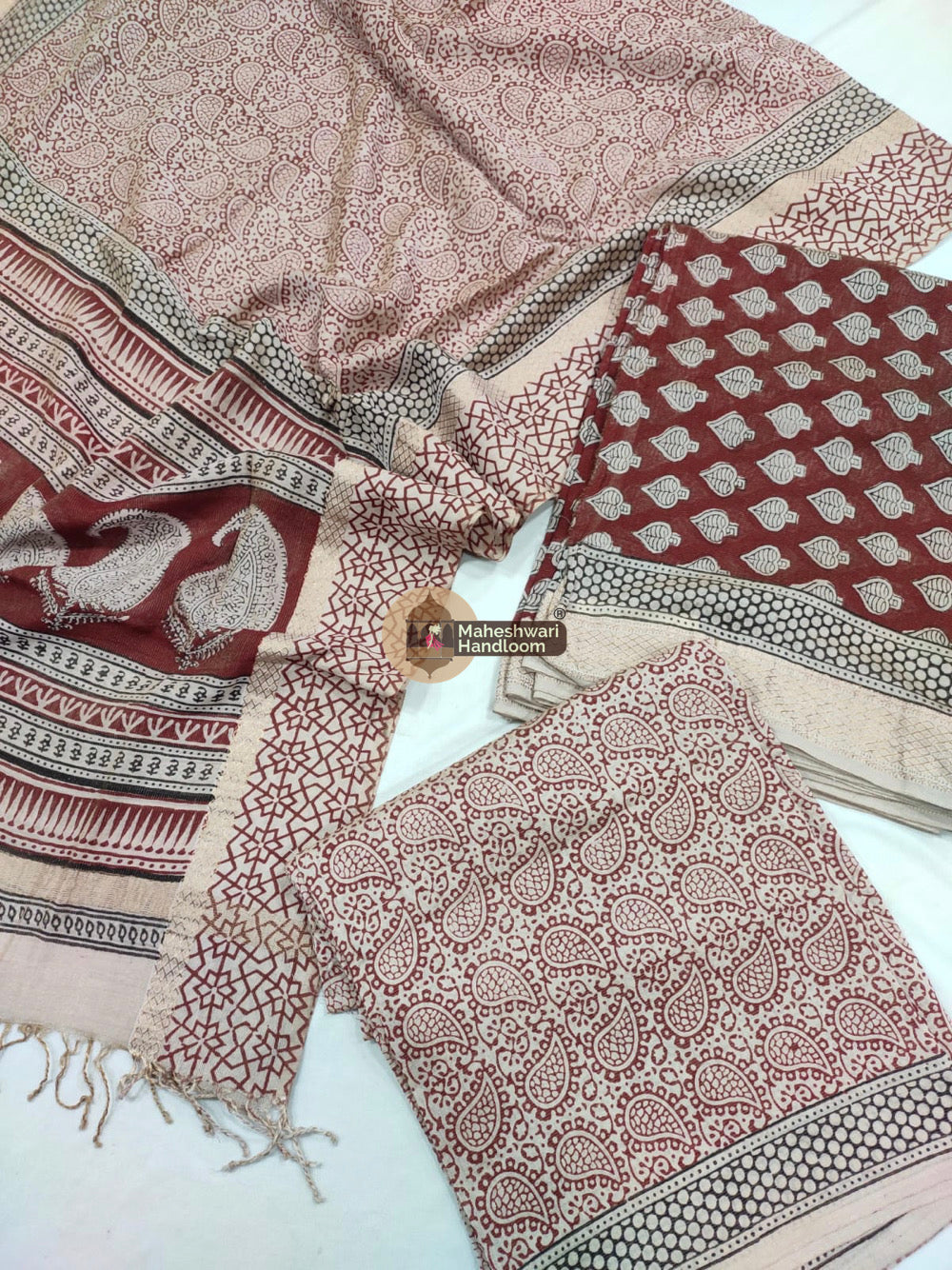 Red White Maheshwari Bagh Print Suit set - 63