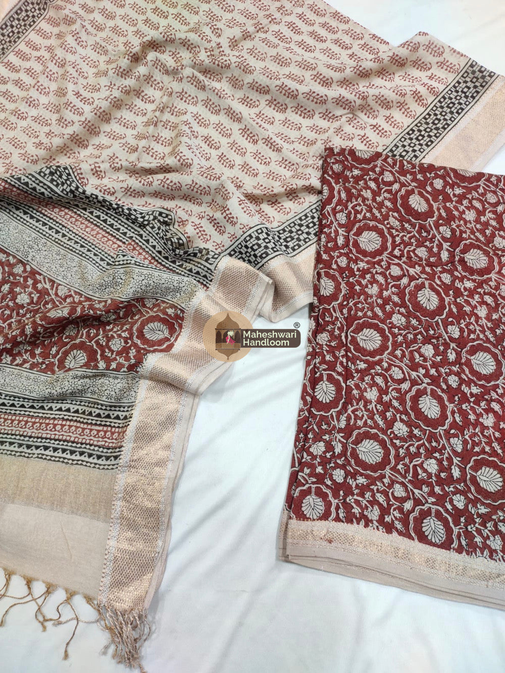 Red Off White Maheshwari Bagh Print Suit set - 50