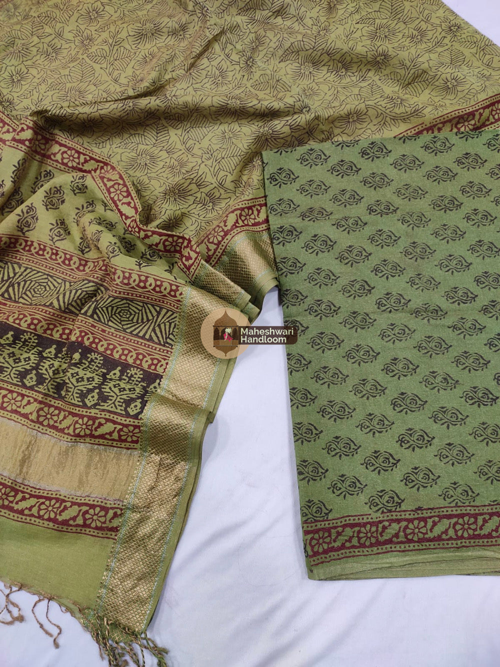 Green Maheshwari Bagh Print Suit set -42