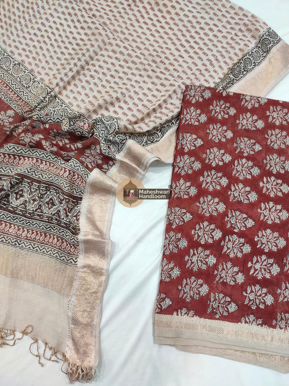Red Off White Maheshwari Bagh Print Suit set - 48