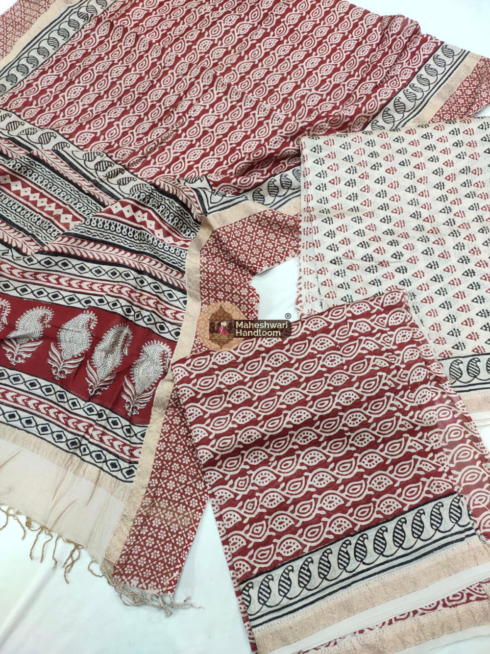 Red White Maheshwari Bagh Print Suit set - 14