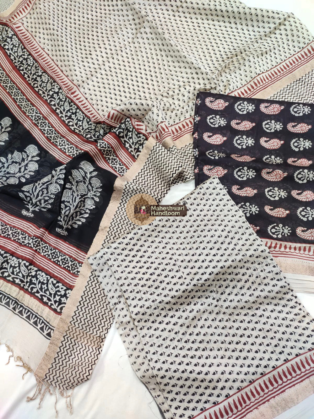 Black White Maheshwari Bagh Print Suit set - 34
