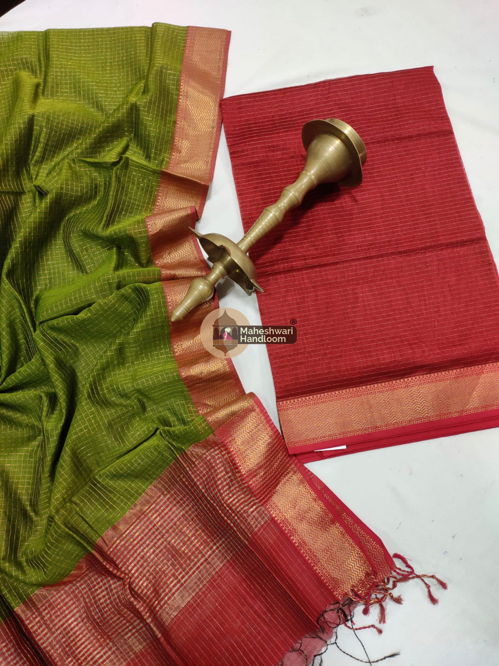 Maheshwari Red Checks Top Dupatta Suits