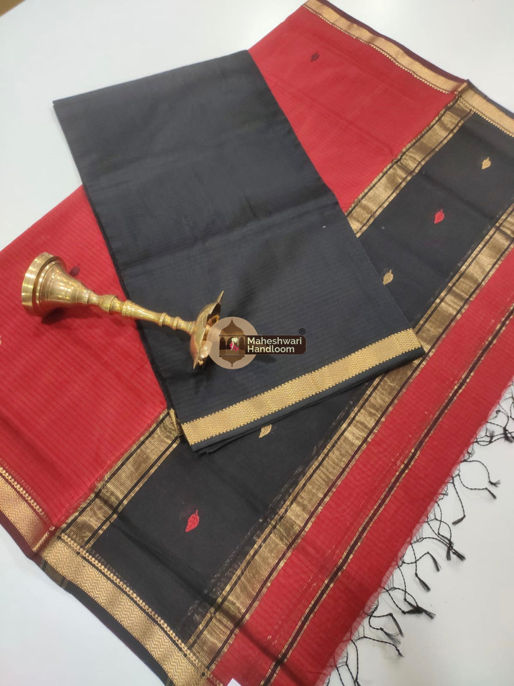 Maheshwari Black Red Butti Top Dupatta Suits