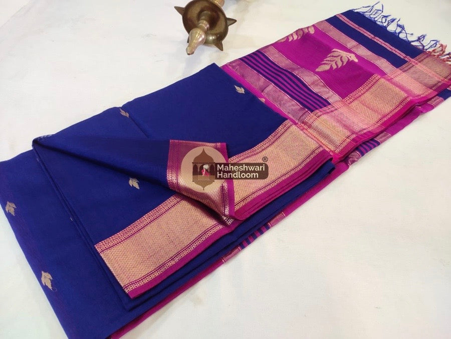 Maheshwari Purple Butta Pallu Zari Border Saree 03
