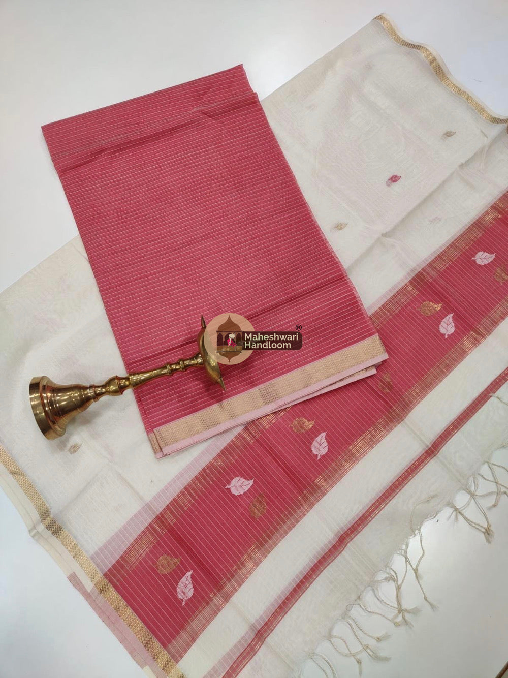 Reddish Pink Maheshwari Butta Top Dupatta