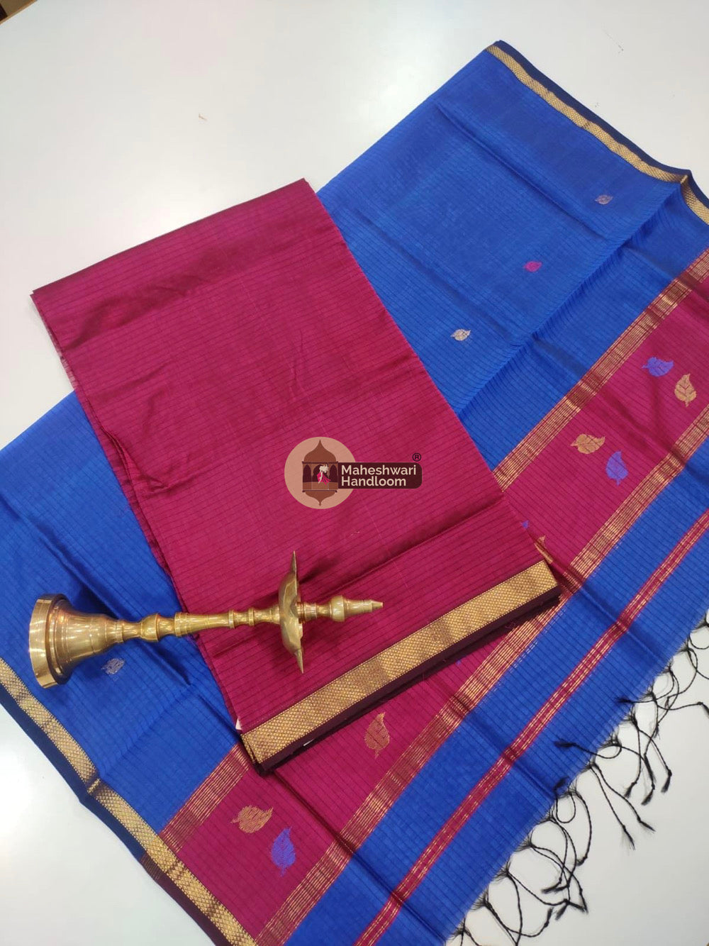 Blue Pink Maheshwari Butta Top Dupatta
