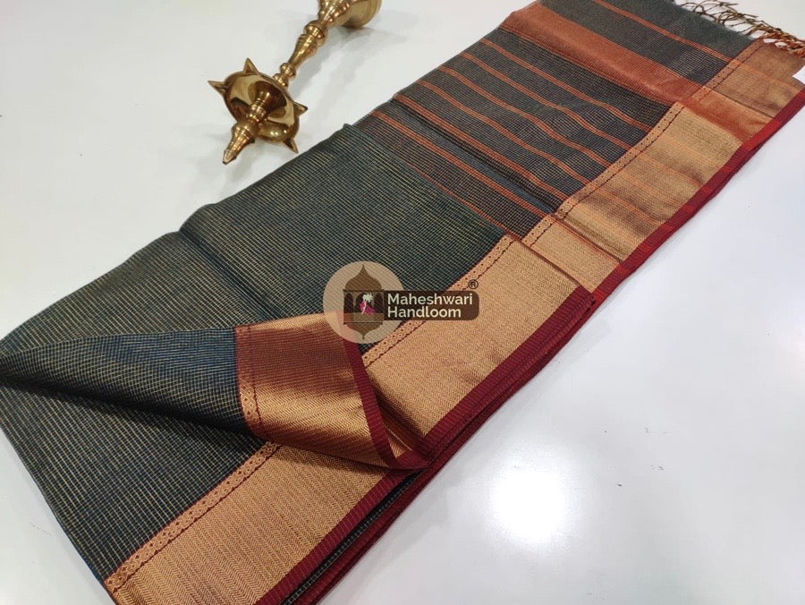 Grey Maheshwari Tissue Checks Saree
