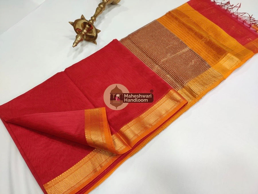 Maheshwari Red Gicha Pallu Saree 