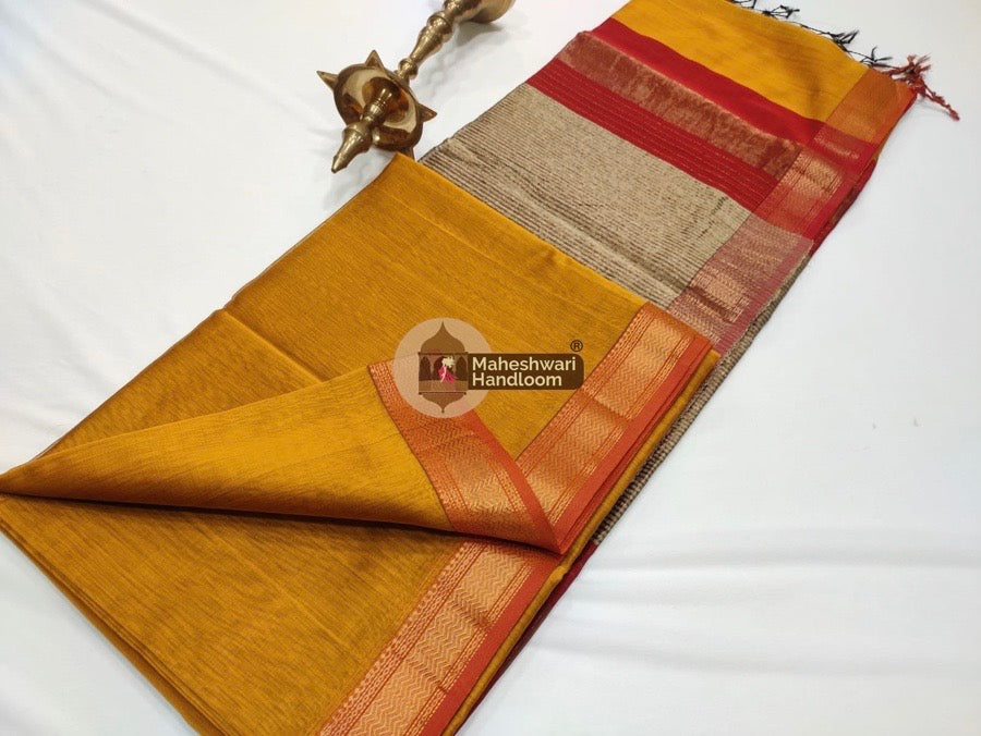Maheshwari Mustard Gicha Pallu Saree 011