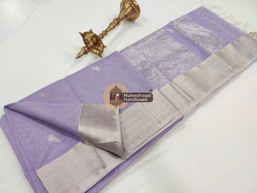 Maheshwari Lavender Silver Zari Butti Saree 
