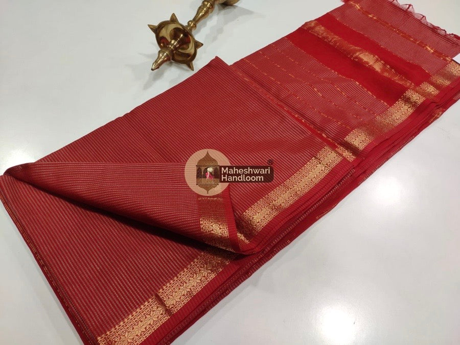 Maheshwari Red Garbha Reshmi 75% Mulbury Silk Saree 