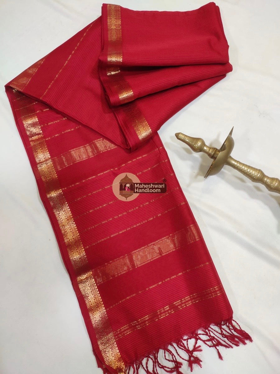 Maheshwari Red Garbha Reshmi 75% Mulbury Silk Saree