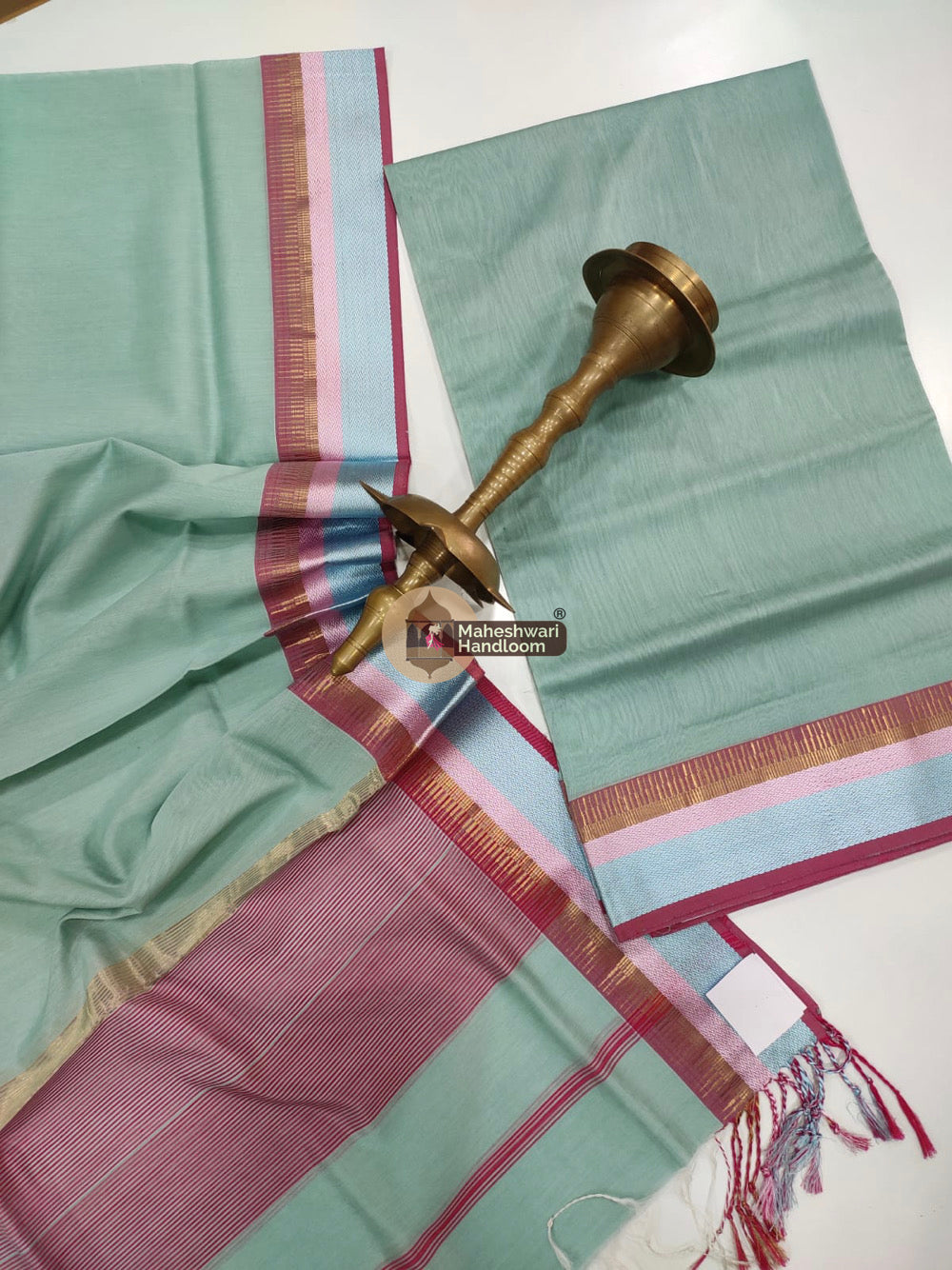 Maheshwari Sea Green Multicolor Border Top Dupatta Set