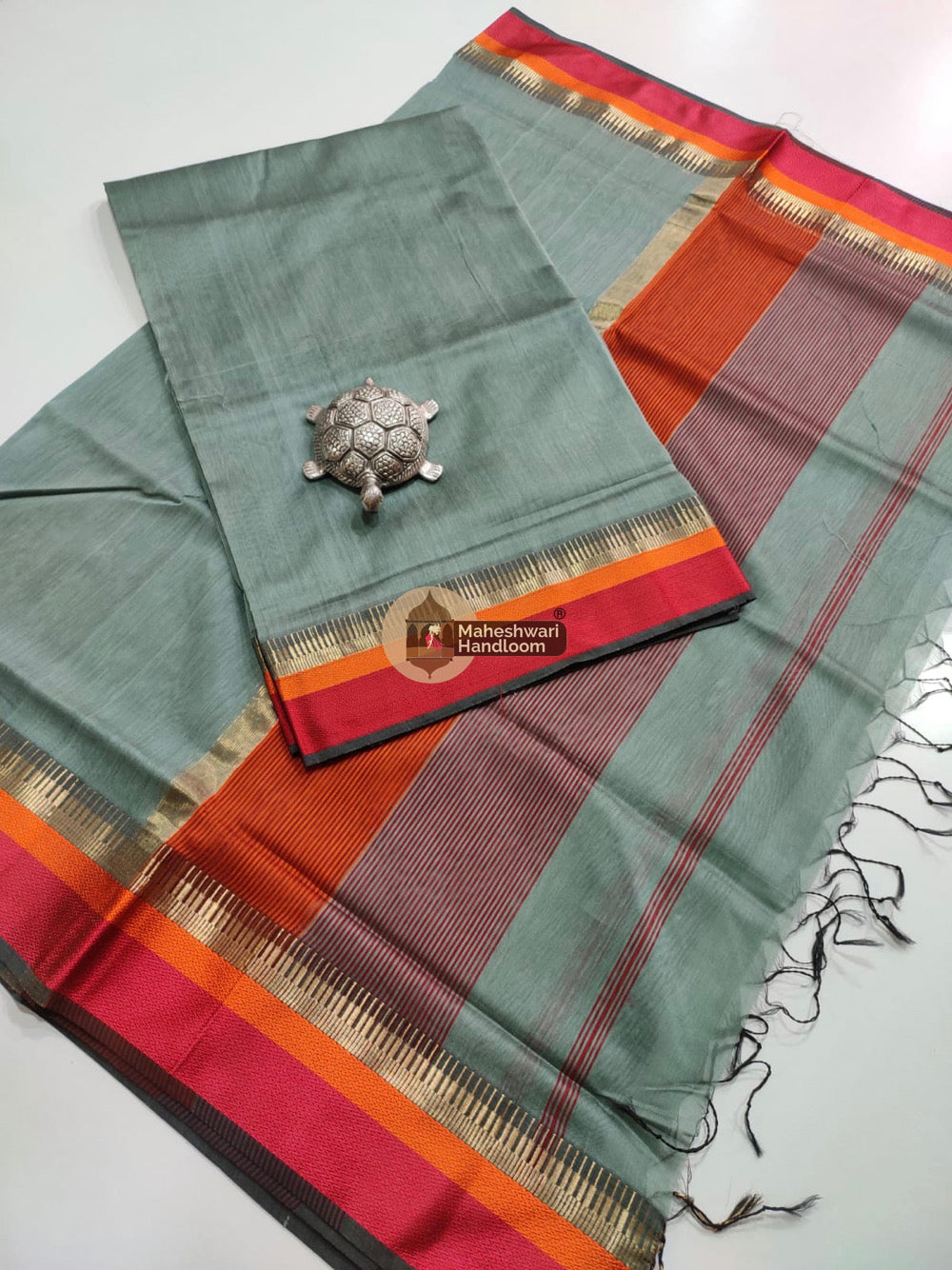 Maheshwari Sea Moss Multicolor Border Top Dupatta Set 