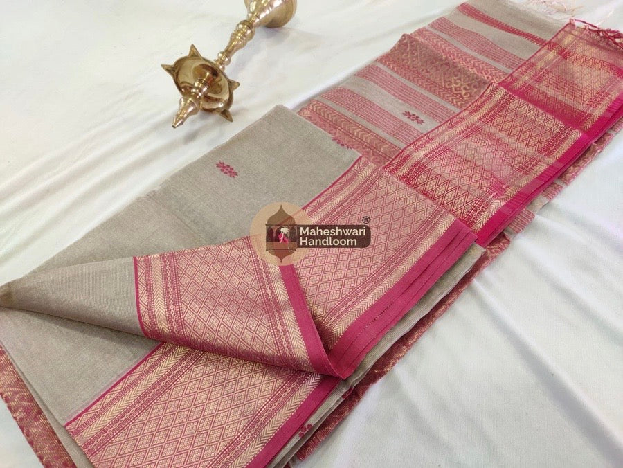 Exclusive Grey Tissue Rich Pallu Maheshwari Saree 03