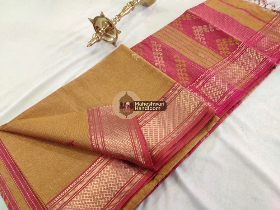 Exclusive Light Brown Tissue Rich Pallu Maheshwari Saree 06