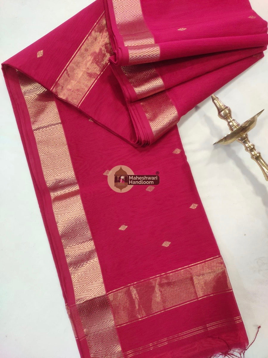 Maheshwari Pink Zari Butti Saree
