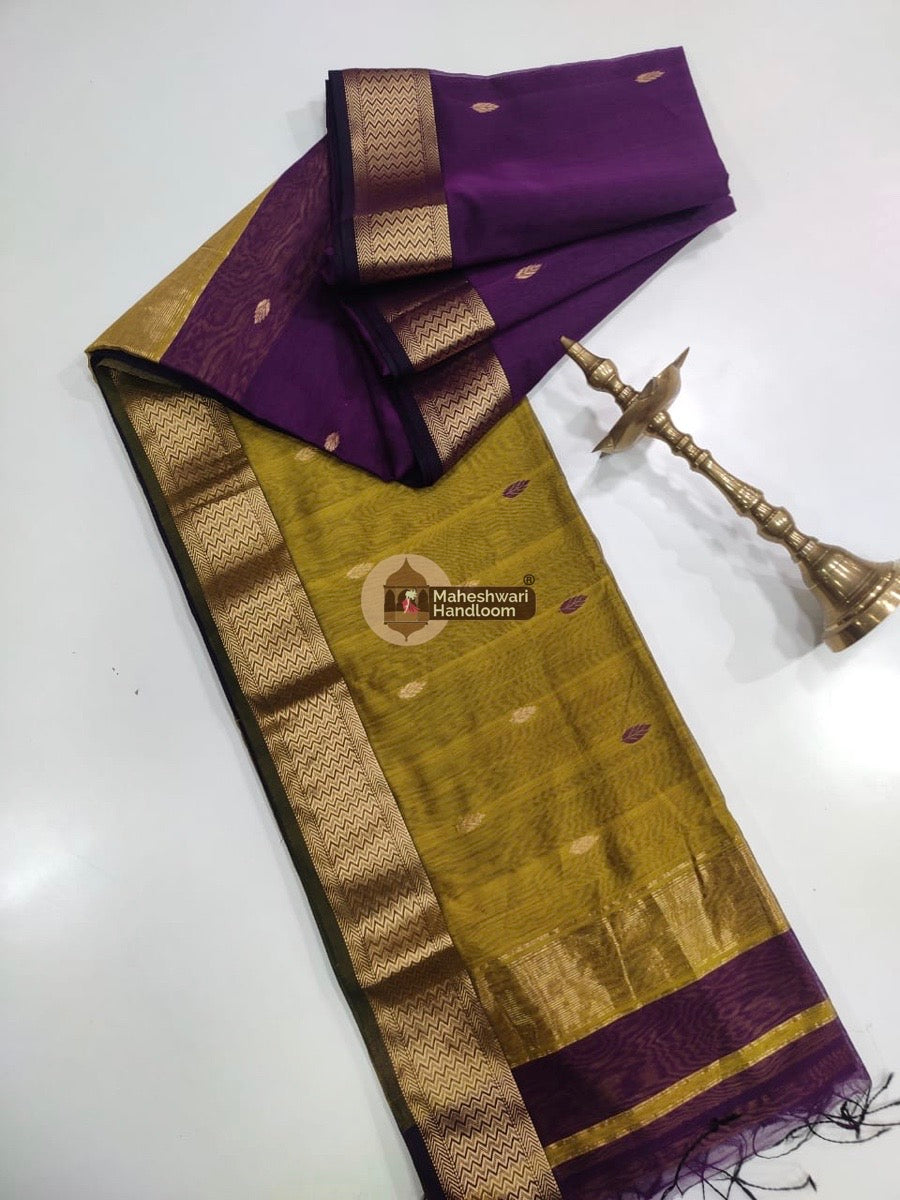 Maheshwari Dark Purple Zari Butti Saree 20