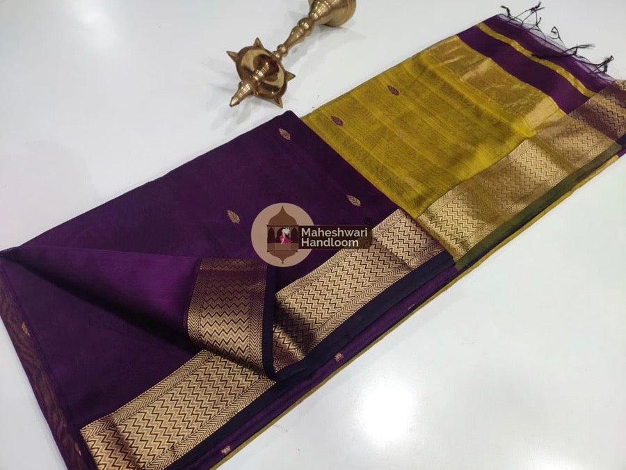 Maheshwari Dark Purple Zari Butti Saree 20