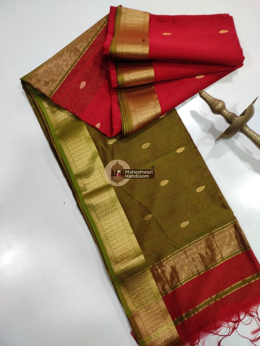 Maheshwari Red Zari Butti Saree 