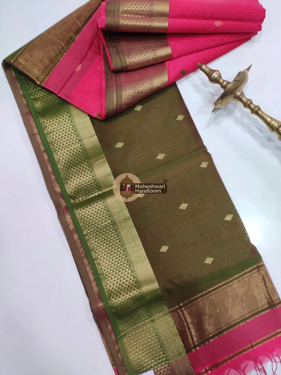 Maheshwari Pink Zari Butti Saree 