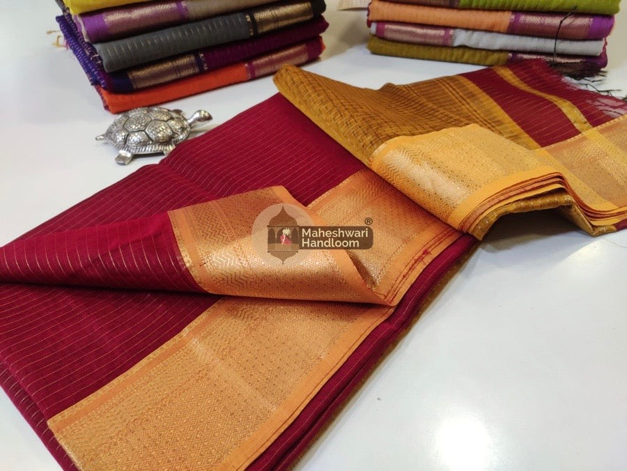Maheshwari Red Self Zari Lining Body Saree 05