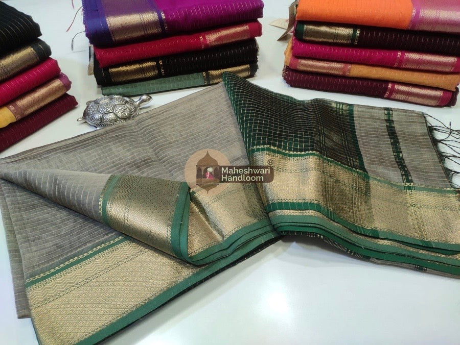 Maheshwari Beige Self Zari Lining Body Saree 015