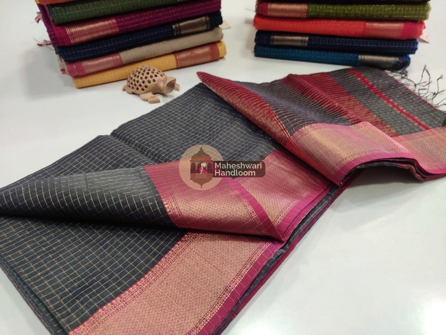 Grey Zari Checks Saree 049