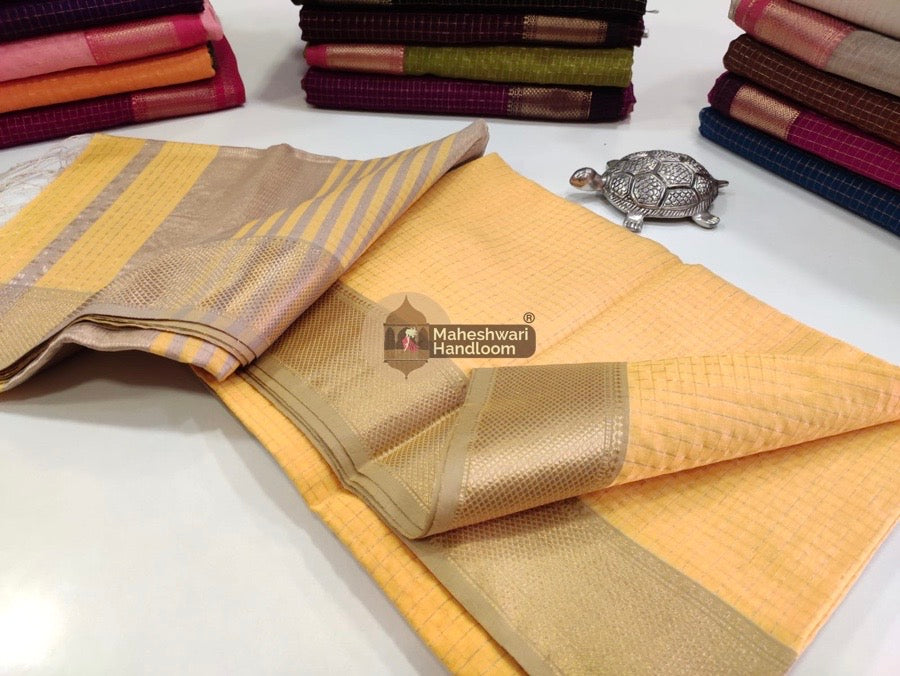 Light Yellow Zari Checks Saree 028