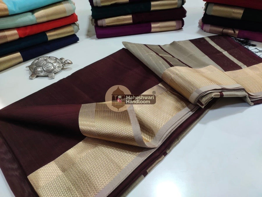 Dark Brown Thread Border Saree 02