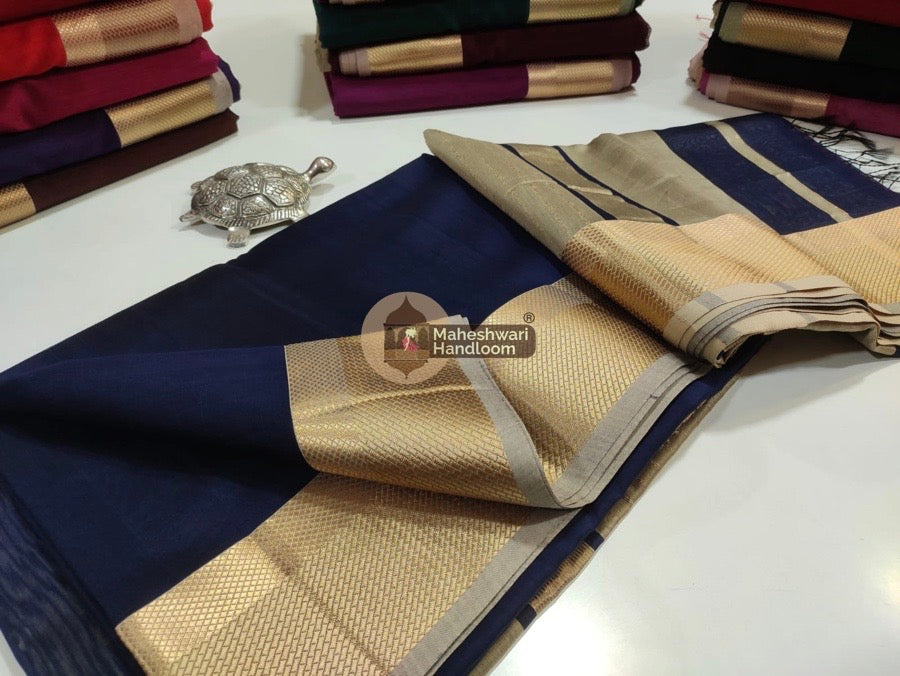 Dark Navy Blue Thread Border Saree 18