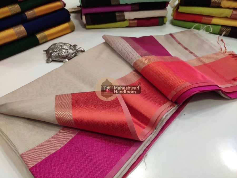Beige Ganga Jamuna Border Saree 022