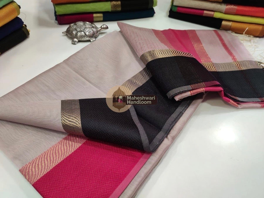 Beige Ganga Jamuna Border Saree 029