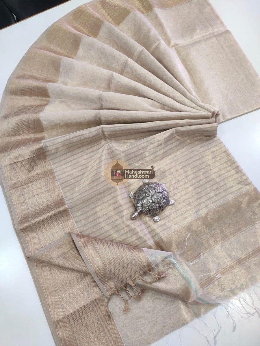 Exclusive Off White Maheshwari Tissue Weaving Saree With Broad Zari Border 012