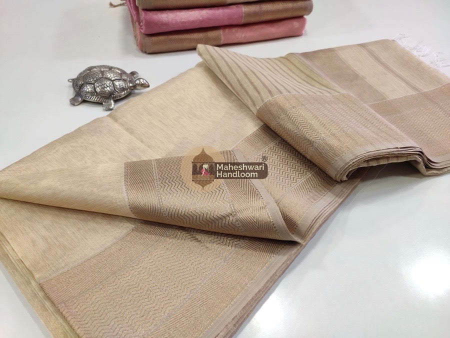 Exclusive Cream Yellow Maheshwari Tissue Weaving Saree With Broad Zari Border 011