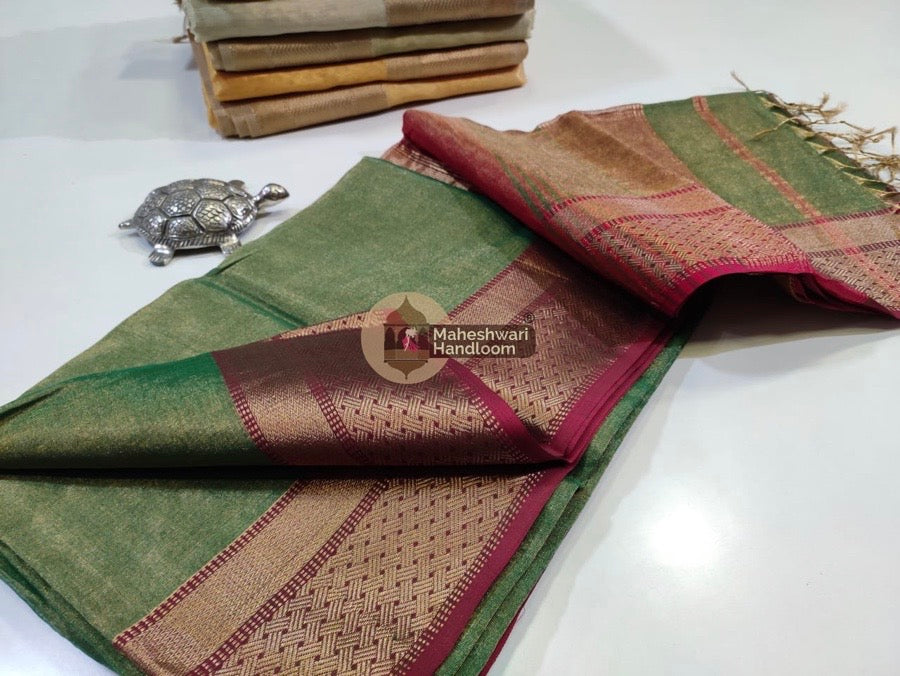 Exclusive Green Maheshwari Tissue Weaving Saree With Broad Zari Border 04