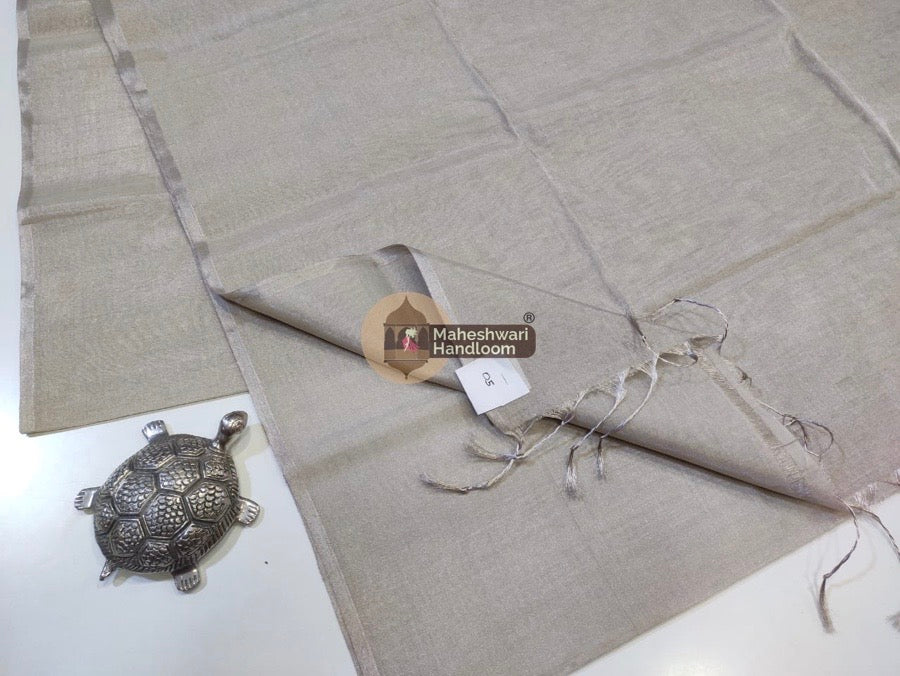 Exclusive Off White Maheshwari Full Silver Tissue Sarees 13