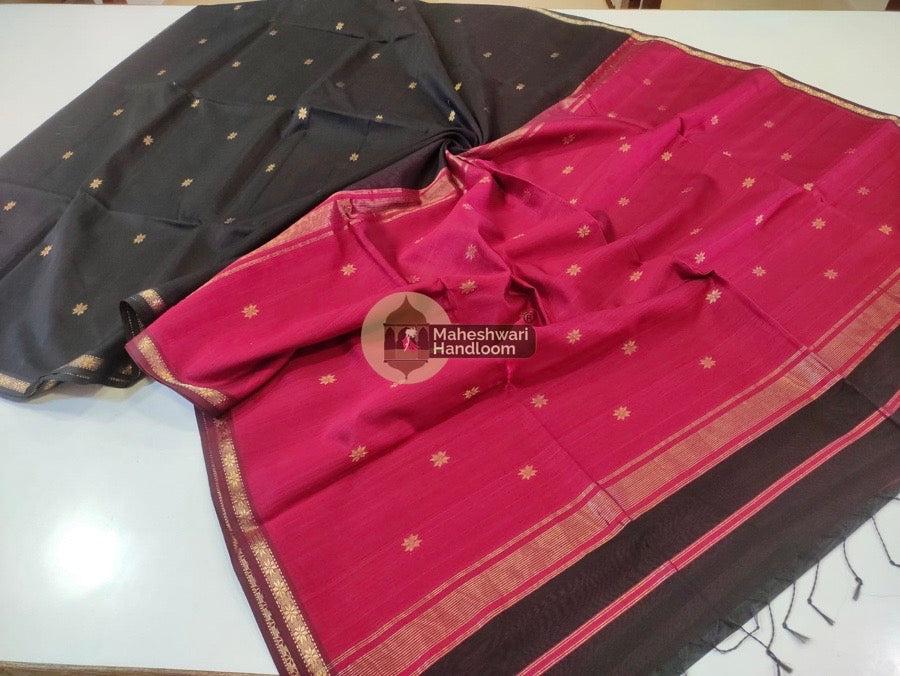 Maheshwari Black Zari Butti Saree 08