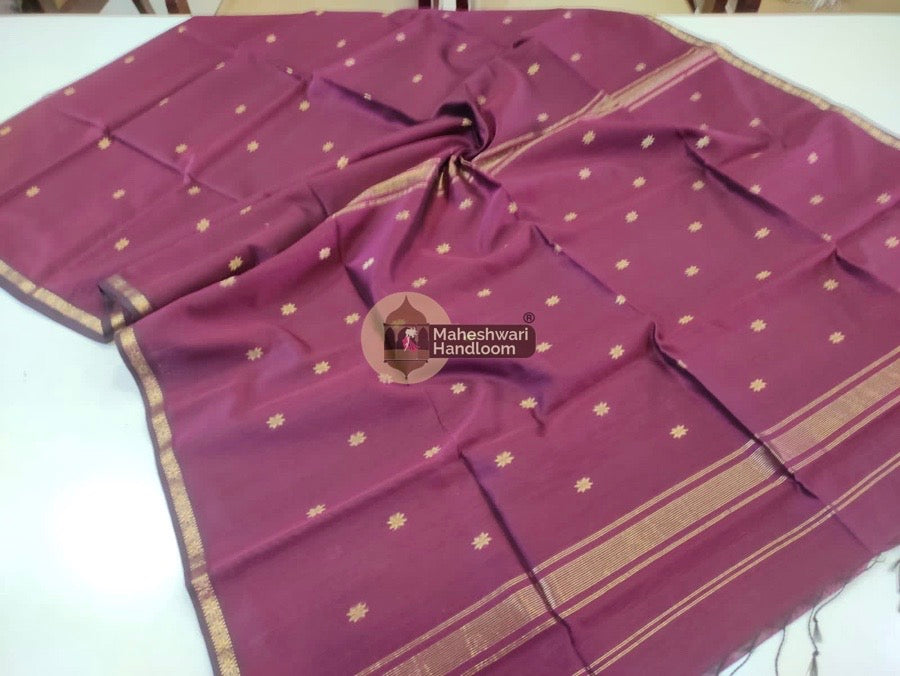 Maheshwari Wine Zari Butti Saree 06